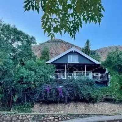 Shekinah Cabin