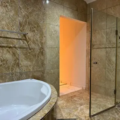 Manganese Luxury
