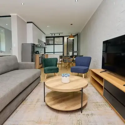 Brooklyn Modern Apartment Near Hatfield & Menlyn