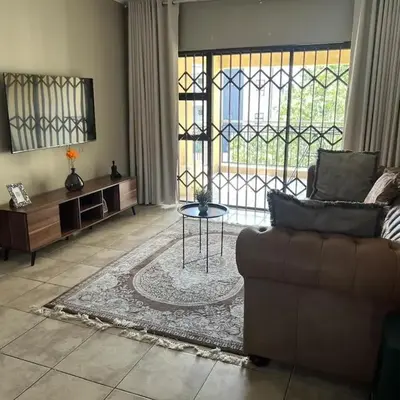 Spacious Apartment Near Gautrain