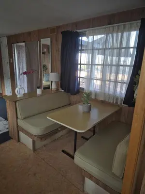 Gallery image of 4 sleeper cabin