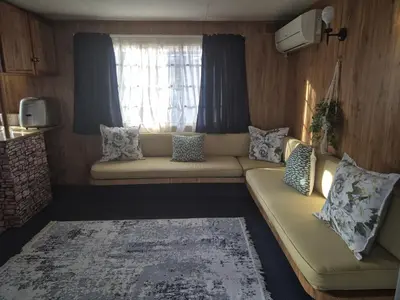 Gallery image of 4 sleeper cabin