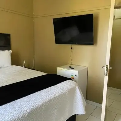 Guest house at 17 Arnot