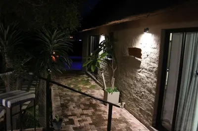 Gallery image of Woodpecker Lodge B&B in Hoedspruit