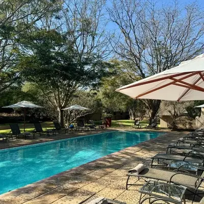 Nyati Safari Lodge