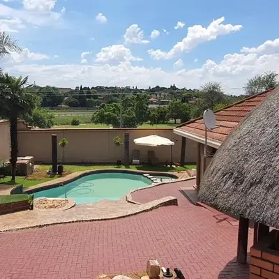 LANGA 'S COZY GUESTHOUSE