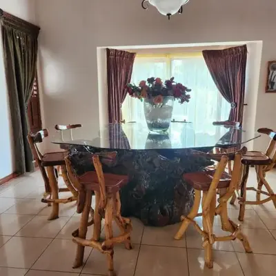 Fhamoni House