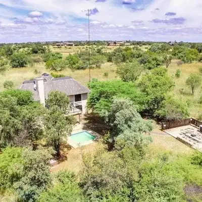Pumba's Place Zebula 6 Bedroom House