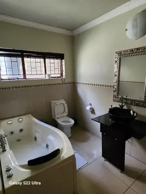Gallery image of Up Market Affordable Business Accommodation in Hartbeespoort