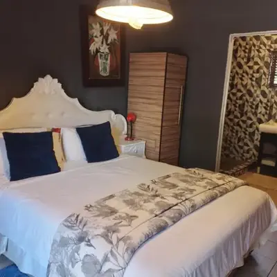 Aloha Menlyn Lodge Ensuite Rooms with shower all with own entrance and unlimited free WiFi