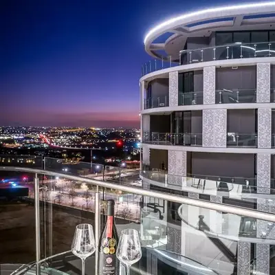 eKhaya at Ellipse Waterfall City