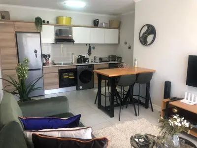 Gallery image of Luxurious Waterfall 1 bedroom Condo With Free Uncapped Wifi in Midrand