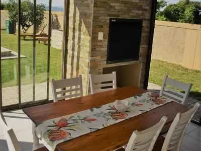 Gallery image of Rovy Villas Luxurious Chalet in Nelspruit