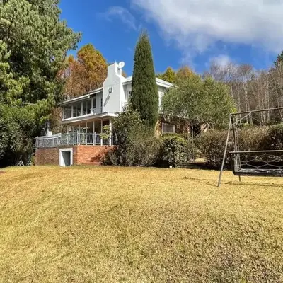 Elm Tree House - Dullstroom - holiday home