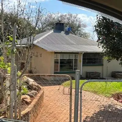 A Bird Cage Stay & Cottage