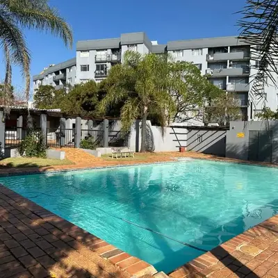 The Classic Menlyn Maine Apartment