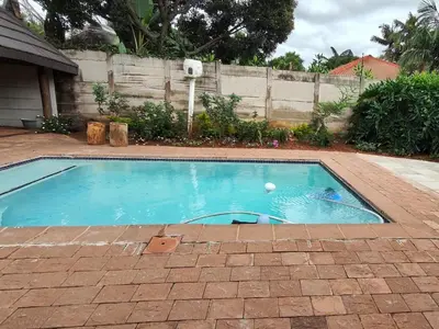 a small swimming pool with a ball in it at B&O's Place in Pretoria