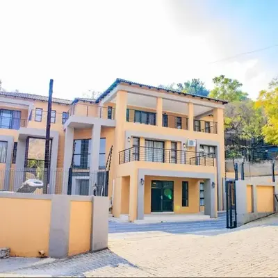 TINDLOVU GUESTHOUSE