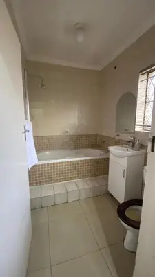 Gallery image of Entire 4 bedroom house in Midrand, Johannesburg in Randjesfontein