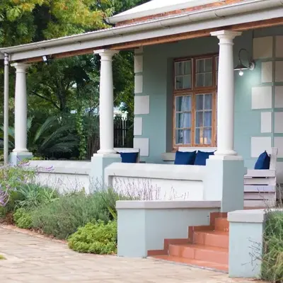 Oude Post Guesthouse and Cottage - The Old Postmaster's House