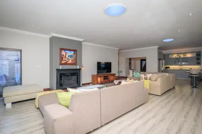 Gallery image of Lakeview@Pecanwood in Hartbeespoort